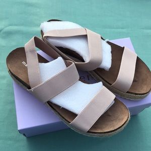 Madden Girl Cybell Nude Platforms New Size 10